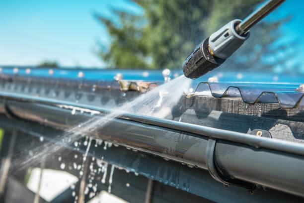 Best Roof Pressure Washing  in Oaklawn Sunview, KS